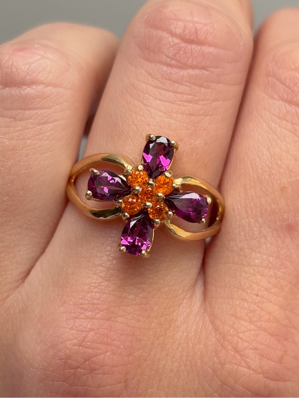 10K Yellow Gold Vintage Citrine & Rhodolite Garnet Gemstone Flower Ring